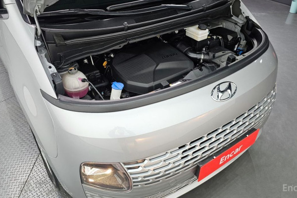 2022 Hyundai Staria с пробегом 104 624 км