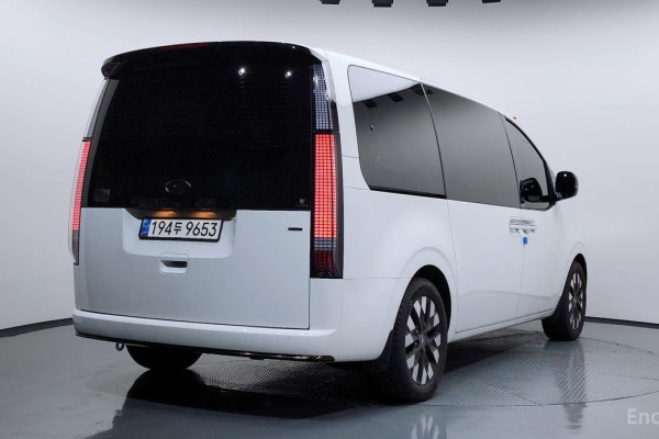 2021 Hyundai Staria с пробегом 30 547 км