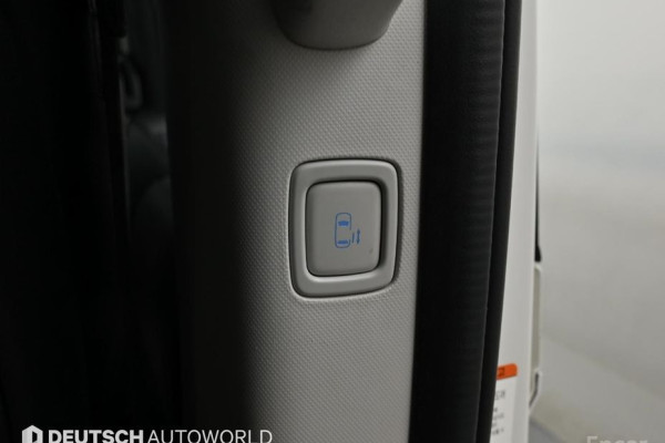 2021 Hyundai Staria с пробегом 66 840 км