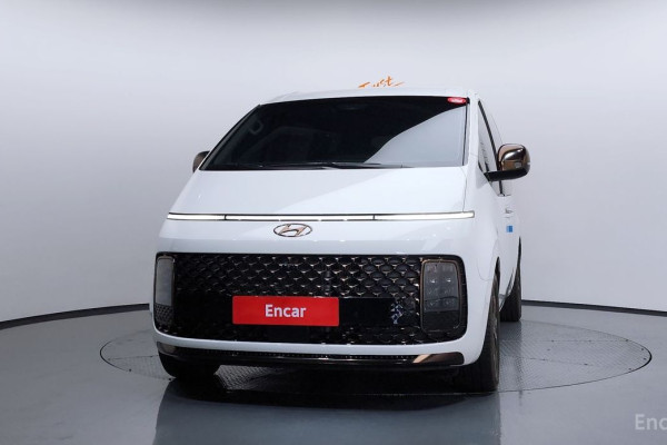 2021 Hyundai Staria с пробегом 30 547 км