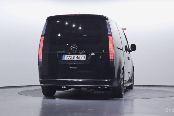 2021 Hyundai Staria с пробегом 136 333 км