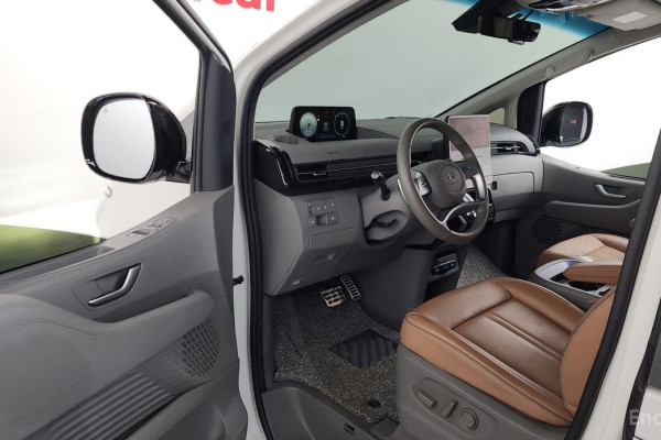 2021 Hyundai Staria с пробегом 30 547 км