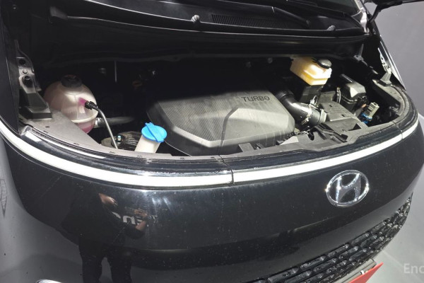 2021 Hyundai Staria с пробегом 96 315 км