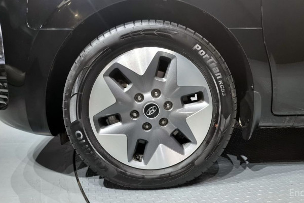 2022 Hyundai Staria с пробегом 69 974 км