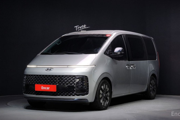 2021 Hyundai Staria с пробегом 98 927 км