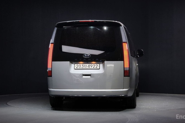 2021 Hyundai Staria с пробегом 98 927 км