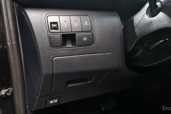 2022 Hyundai Staria с пробегом 69 974 км