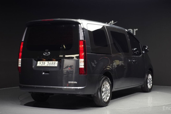 2021 Hyundai Staria с пробегом 44 290 км