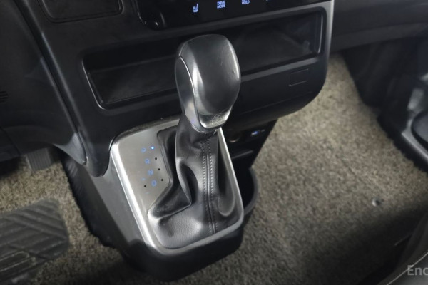2021 Hyundai Staria с пробегом 45 562 км