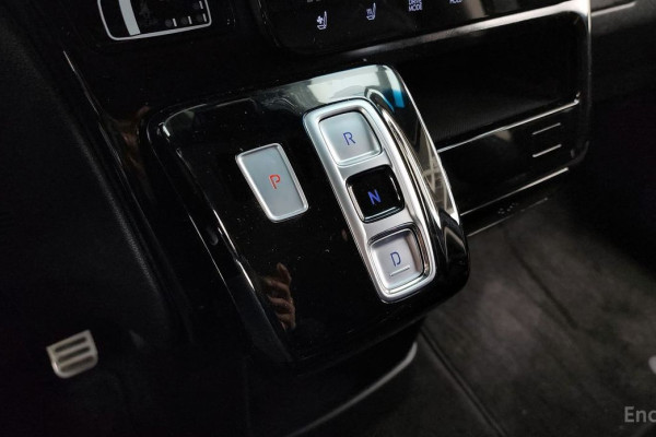 2021 Hyundai Staria с пробегом 98 927 км