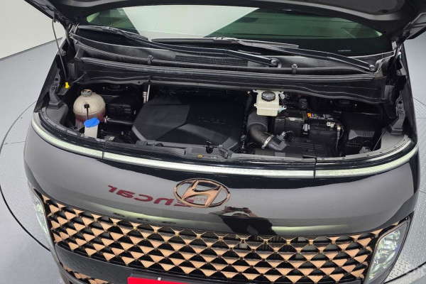 2022 Hyundai Staria с пробегом 106 541 км