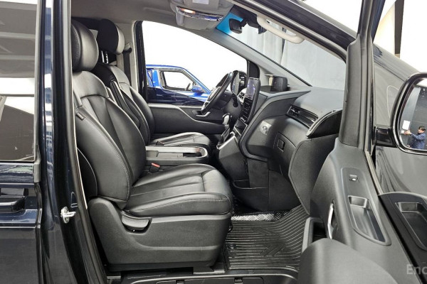 2022 Hyundai Staria с пробегом 105 684 км