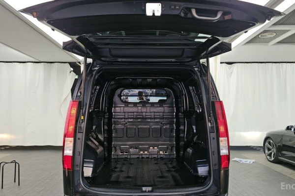 2022 Hyundai Staria с пробегом 105 684 км