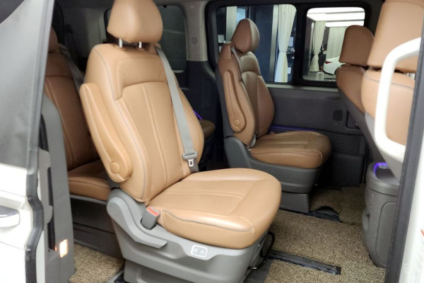 2022 Hyundai Staria с пробегом 137 945 км