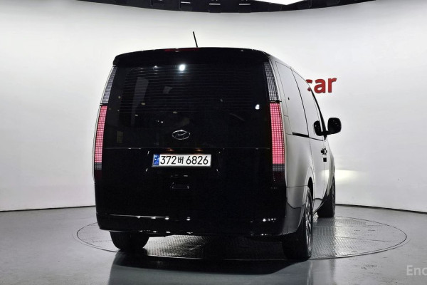 2021 Hyundai Staria с пробегом 145 686 км