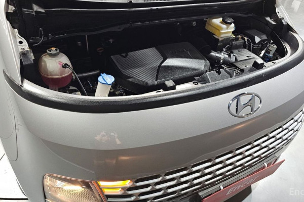 2022 Hyundai Staria с пробегом 32 217 км