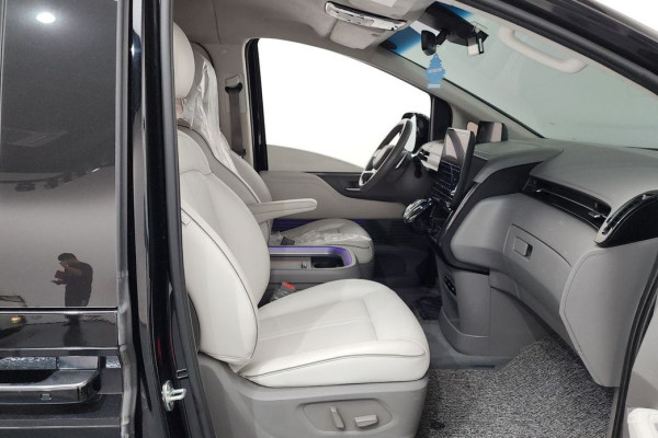2021 Hyundai Staria с пробегом 125 766 км