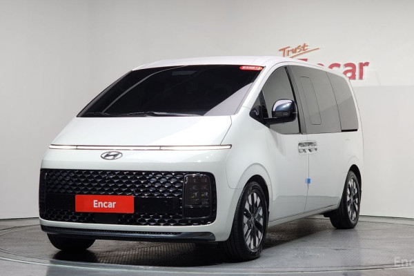 2022 Hyundai Staria с пробегом 137 945 км