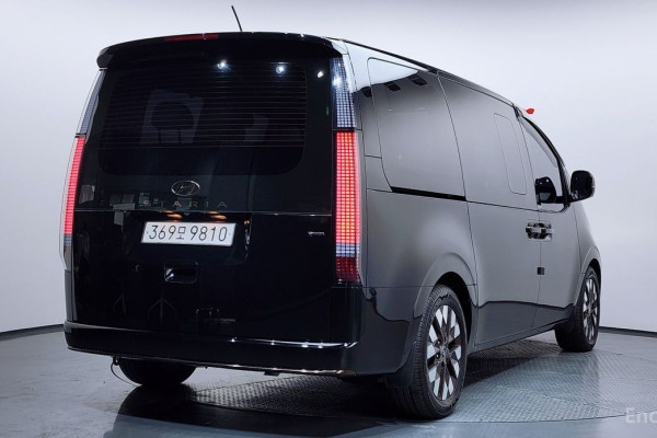 2022 Hyundai Staria с пробегом 84 521 км