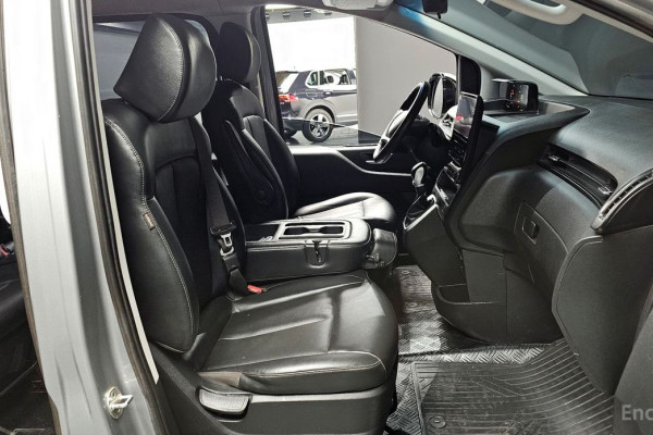 2022 Hyundai Staria с пробегом 32 217 км