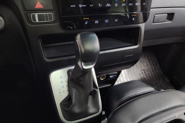 2022 Hyundai Staria с пробегом 48 169 км