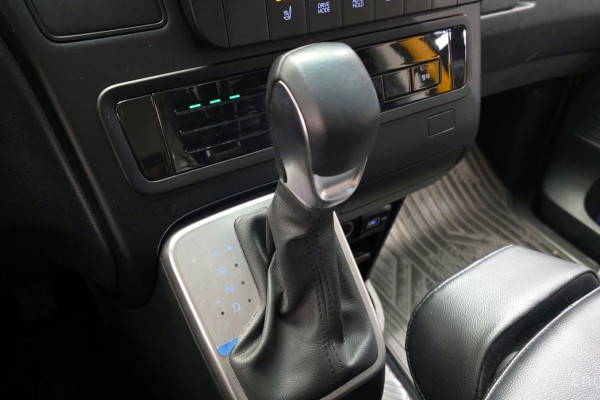 2022 Hyundai Staria с пробегом 44 503 км