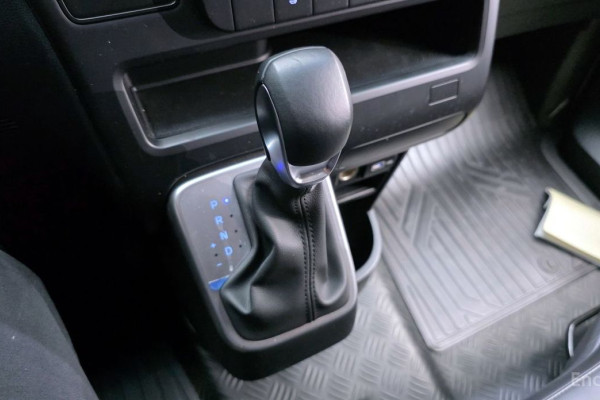 2022 Hyundai Staria с пробегом 65 058 км