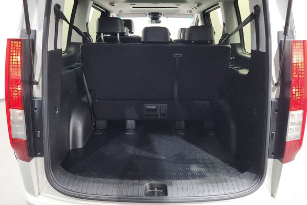 2022 Hyundai Staria с пробегом 48 169 км