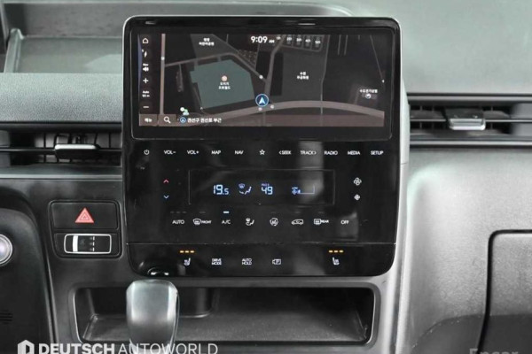 2022 Hyundai Staria с пробегом 74 230 км