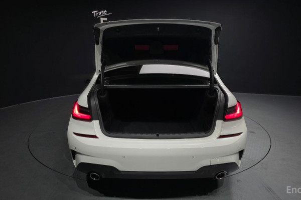 2021 BMW 3 серии с пробегом 82 118 км