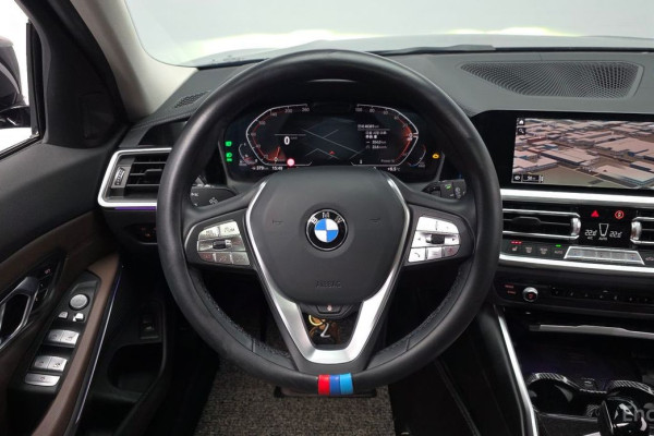 2022 BMW 3 серии с пробегом 46 381 км