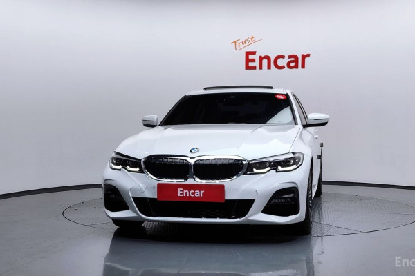 2022 BMW 3 серии с пробегом 25 303 км