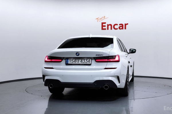 2022 BMW 3 серии с пробегом 25 303 км