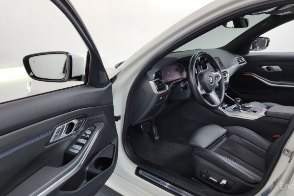 2022 BMW 3 серии с пробегом 25 303 км