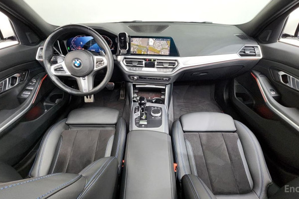 2022 BMW 3 серии с пробегом 25 303 км