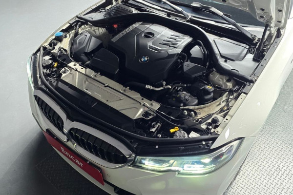 2021 BMW 3 серии с пробегом 77 894 км