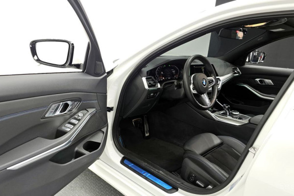 2021 BMW 3 серии с пробегом 25 788 км