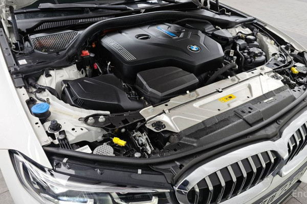 2022 BMW 3 серии с пробегом 49 742 км