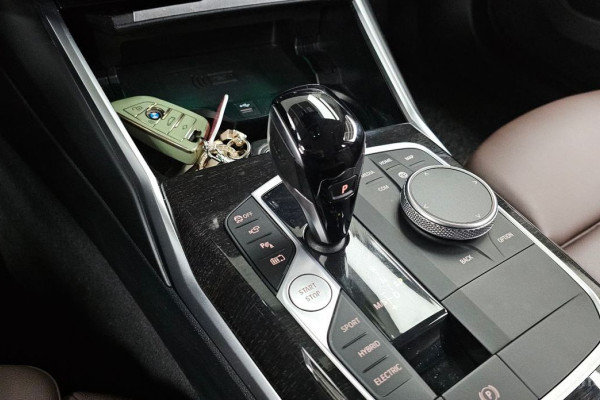 2022 BMW 3 серии с пробегом 49 742 км