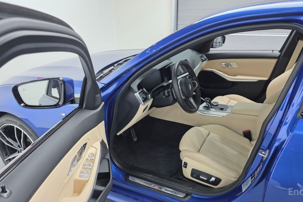 2022 BMW 3 серии с пробегом 14 351 км