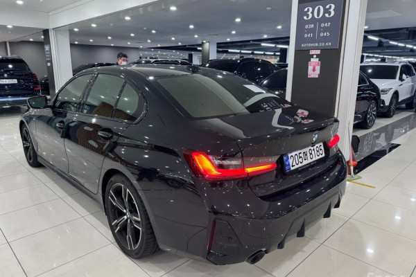 2023 BMW 3 серии с пробегом 19 858 км