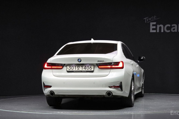 2021 BMW 3 серии с пробегом 47 989 км