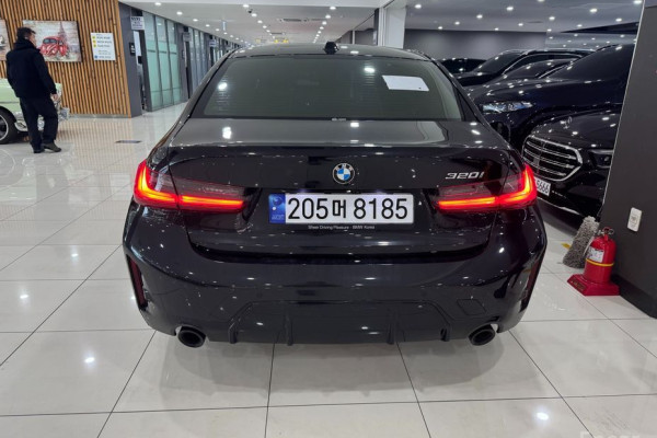 2023 BMW 3 серии с пробегом 19 858 км