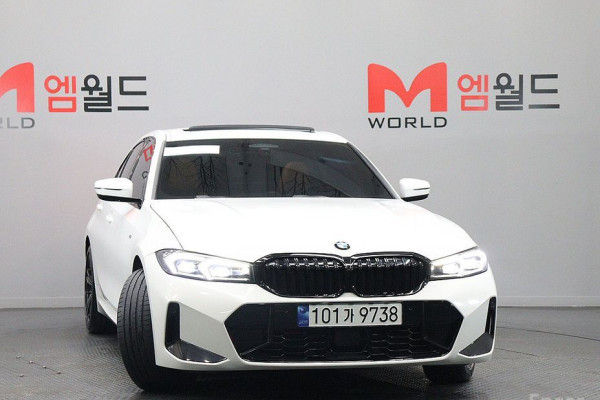 2023 BMW 3 серии с пробегом 23 936 км