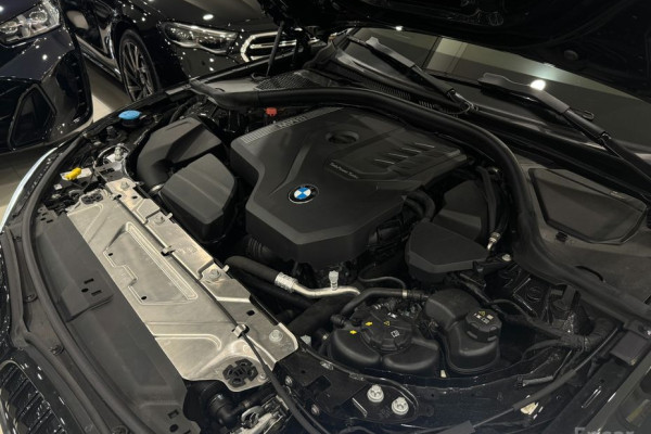 2023 BMW 3 серии с пробегом 19 858 км