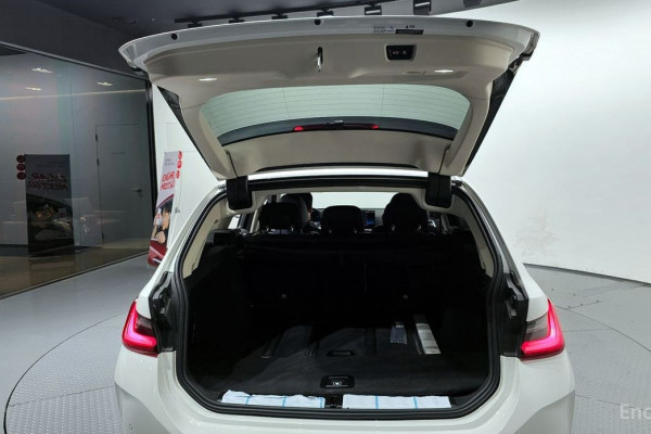 2023 BMW 3 серии с пробегом 16 958 км