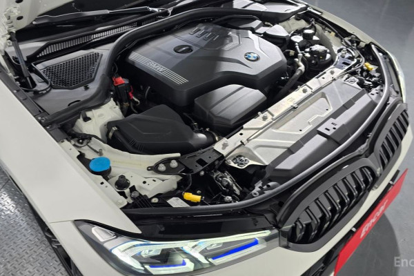 2023 BMW 3 серии с пробегом 25 876 км