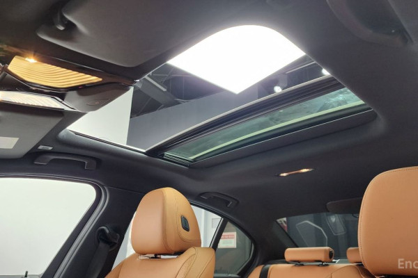 2023 BMW 3 серии с пробегом 8 672 км