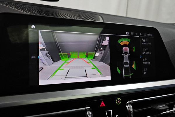 2021 BMW 3 серии с пробегом 47 989 км