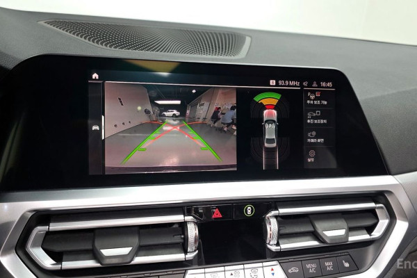 2021 BMW 3 серии с пробегом 46 075 км